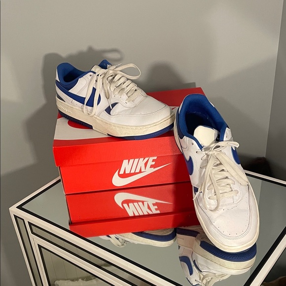 Nike Gamma Force Classic White and Blue sneakers women’s 11 EUR 43 - Picture 1 of 9